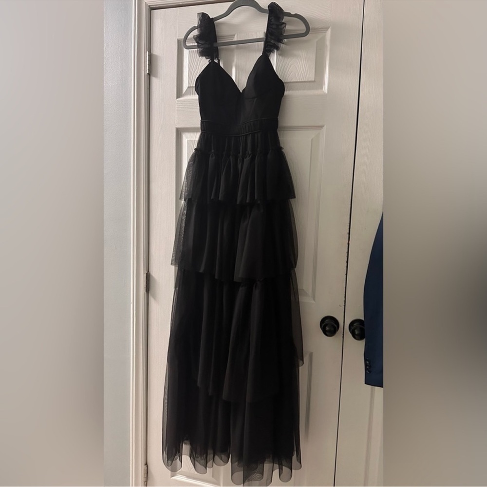 Blondie Nites Flutter Sleeve Sweetheart Neck Tiered Mesh Ball Gown Size 2 - Picture 7 of 10
